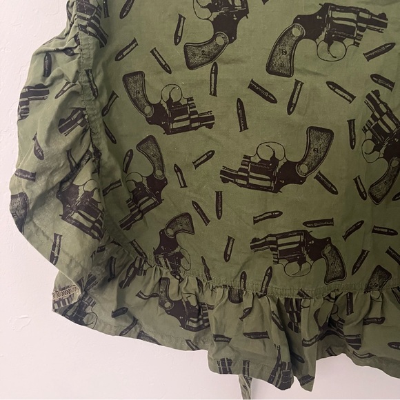 Vintage Betsey Johnson Gun Print Sample Apron - Picture 2 of 5